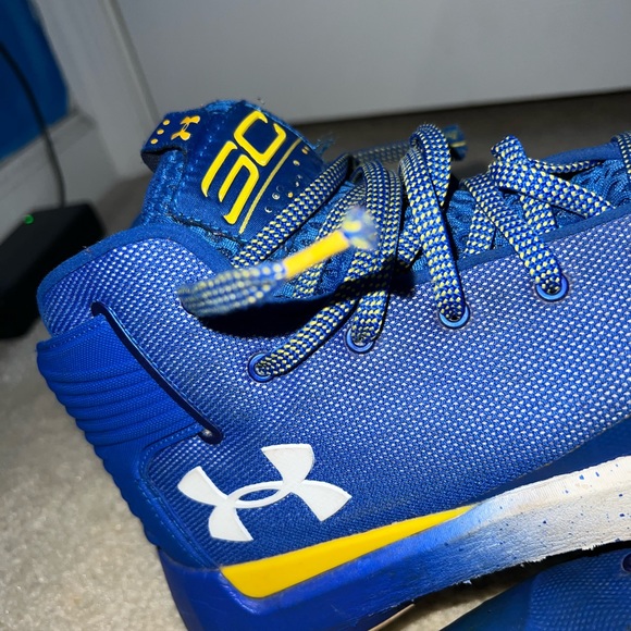 Under Armour Curry 3zero Team Royal Blue Basketball Shoes - Mens size 9.5 - Picture 2 of 8